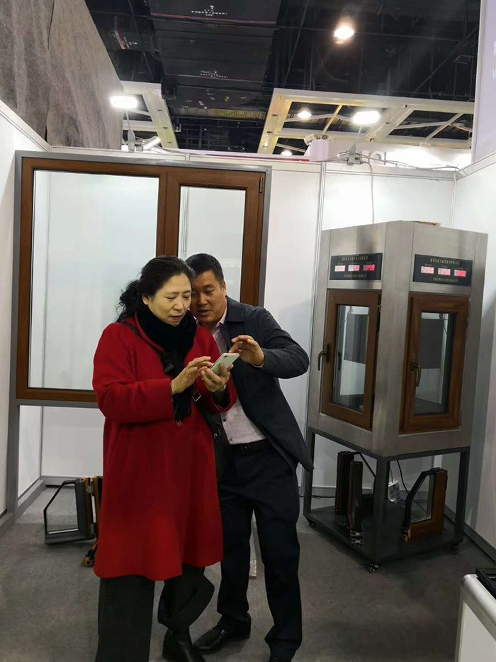 鞍山市天乙門(mén)窗有限公司參展2018中國(guó)國(guó)際沈陽(yáng)門(mén)窗幕墻博覽會(huì)(圖4) 鞍山市天乙門(mén)窗有限公司參展2018中國(guó)國(guó)際沈陽(yáng)門(mén)窗幕墻博覽會(huì)(圖4)